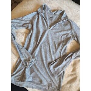 Woman's The North Face quarter zip gray long sleeve